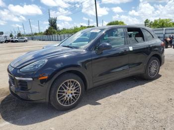  Salvage Porsche Cayenne