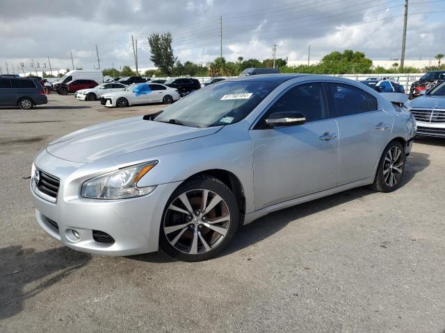  Salvage Nissan Maxima