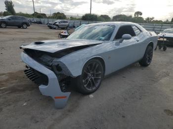  Salvage Dodge Challenger