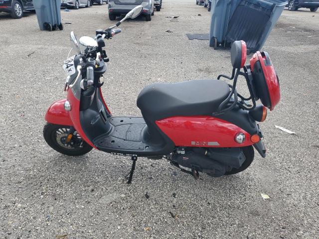  Salvage Yngf Scooter