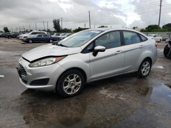  Salvage Ford Fiesta