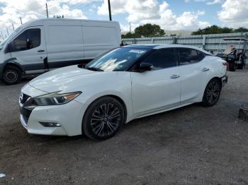  Salvage Nissan Maxima