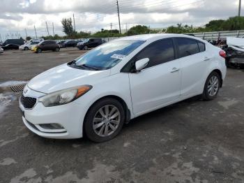  Salvage Kia Forte