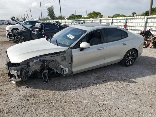  Salvage Volvo S60