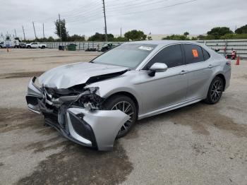  Salvage Toyota Camry