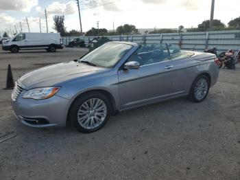  Salvage Chrysler 200