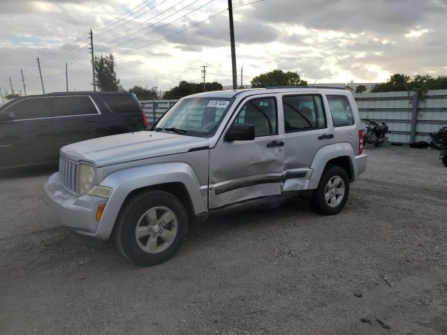  Salvage Jeep Liberty