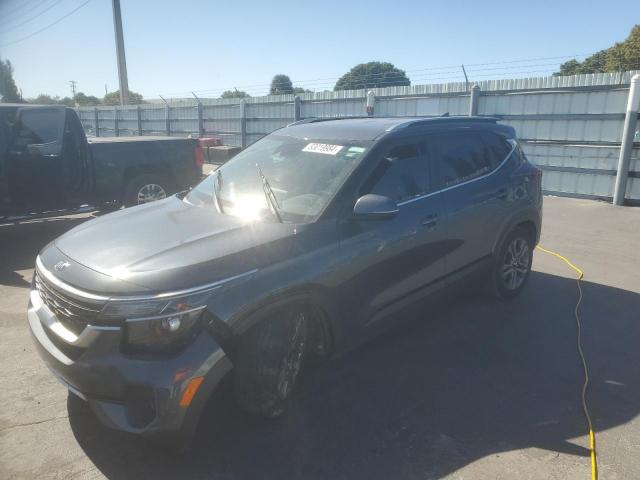  Salvage Kia Seltos