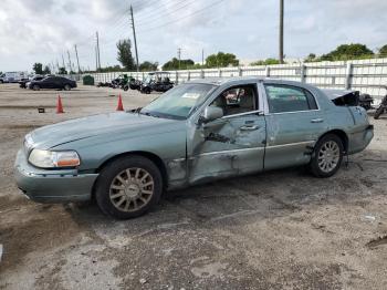  Salvage Lincoln Towncar