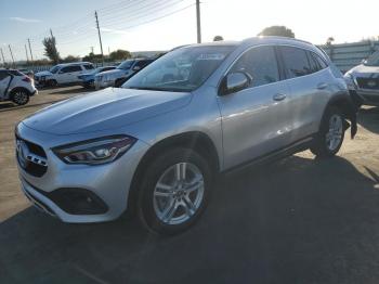  Salvage Mercedes-Benz GLA