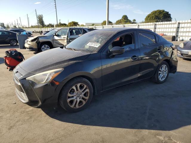  Salvage Toyota Yaris