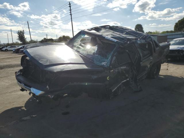  Salvage Chevrolet Avalanche