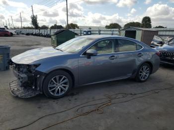  Salvage Lexus Es