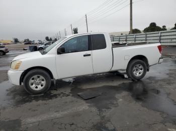  Salvage Nissan Titan