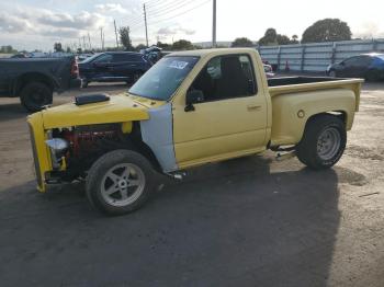  Salvage Toyota Pickup