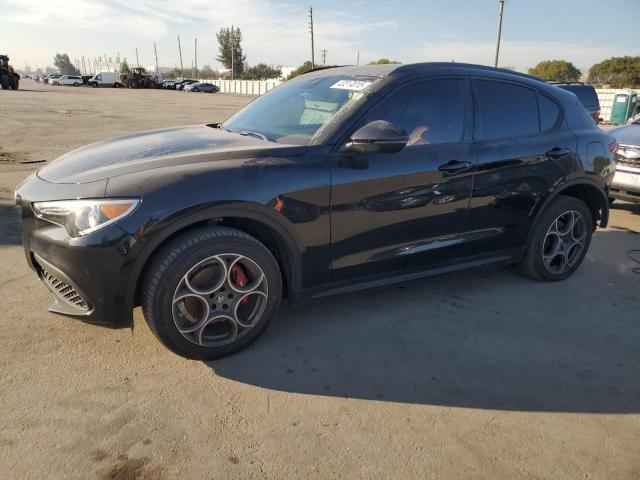  Salvage Alfa Romeo Stelvio