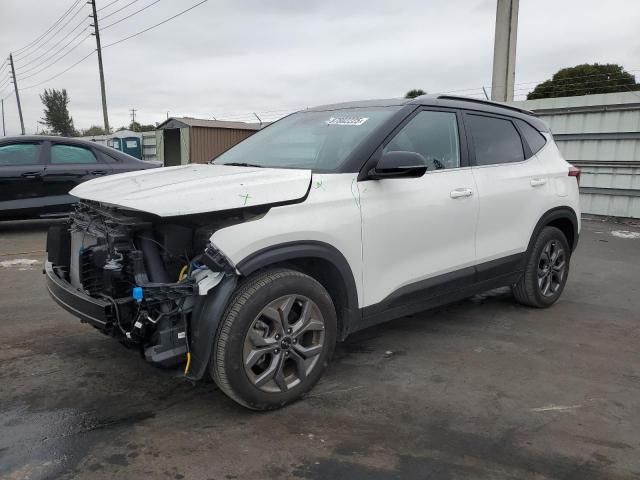  Salvage Kia Seltos