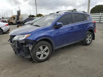  Salvage Toyota RAV4