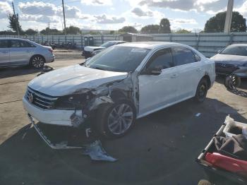  Salvage Volkswagen Passat