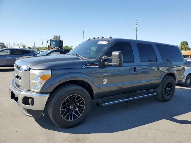  Salvage Ford Excursion