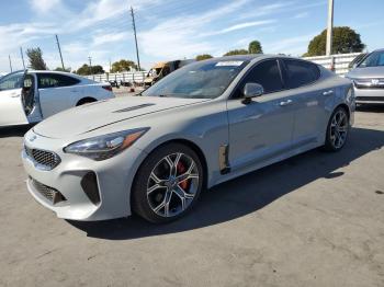  Salvage Kia Stinger