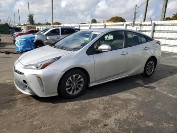  Salvage Toyota Prius