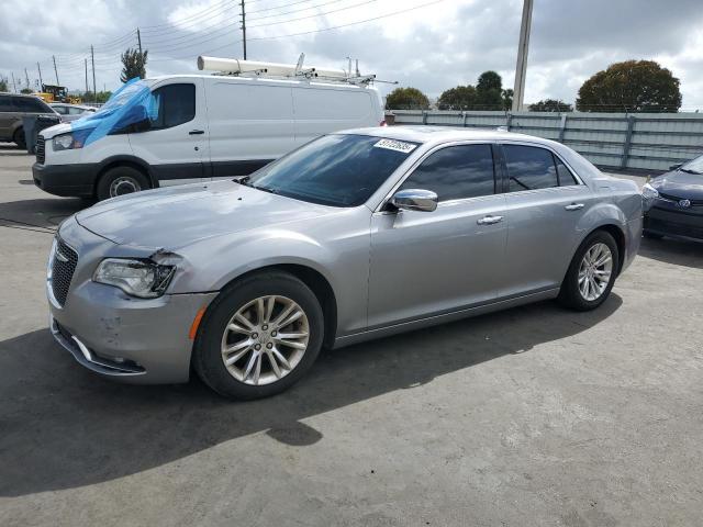  Salvage Chrysler 300