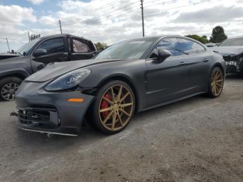  Salvage Porsche Panamera
