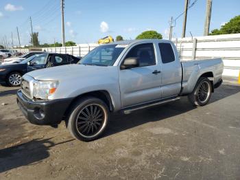  Salvage Toyota Tacoma