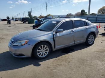  Salvage Chrysler 200