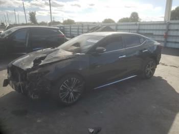  Salvage Nissan Maxima