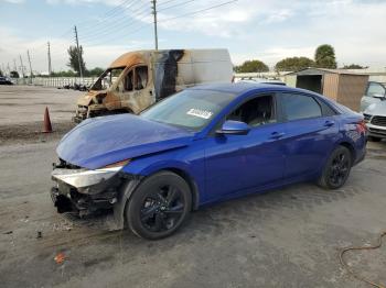  Salvage Hyundai ELANTRA