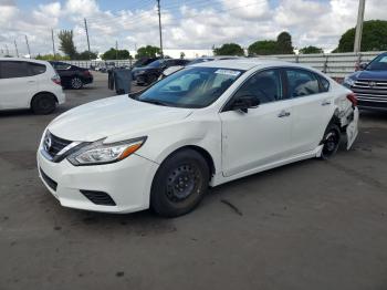  Salvage Nissan Altima