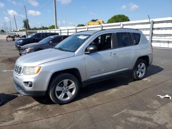  Salvage Jeep Compass