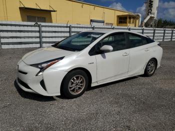  Salvage Toyota Prius