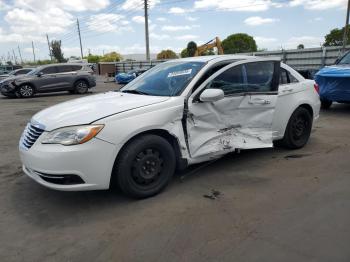  Salvage Chrysler 200