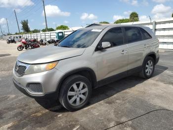  Salvage Kia Sorento