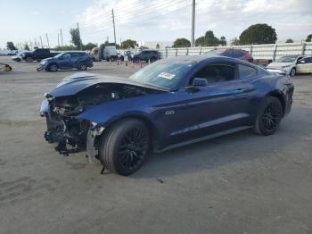  Salvage Ford Mustang