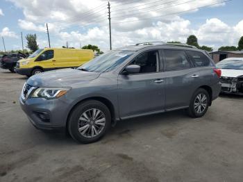  Salvage Nissan Pathfinder
