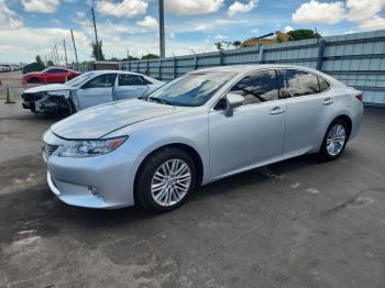  Salvage Lexus Es