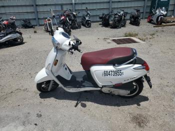  Salvage Kymco Usa Inc Like 50i