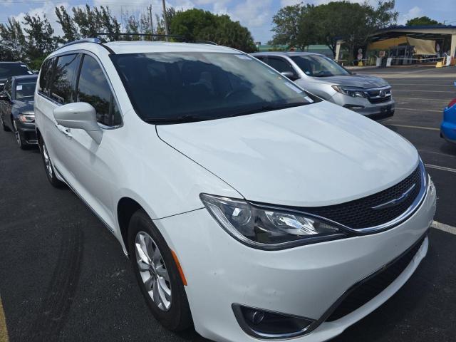  Salvage Chrysler Pacifica