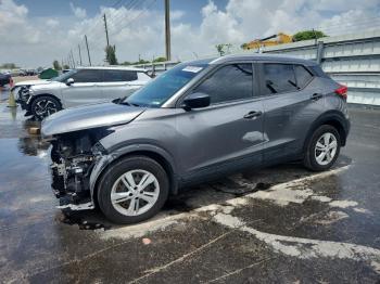  Salvage Nissan Kicks
