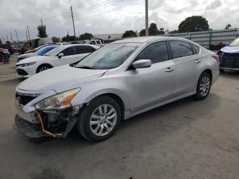  Salvage Nissan Altima