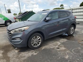  Salvage Hyundai TUCSON