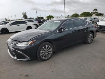  Salvage Lexus Es