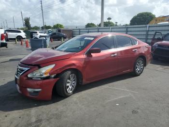  Salvage Nissan Altima