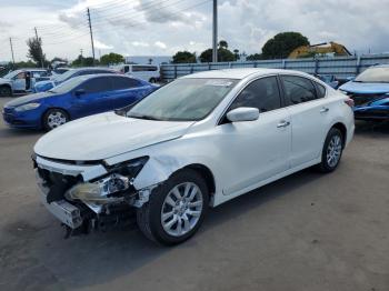  Salvage Nissan Altima