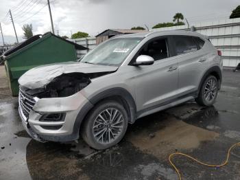  Salvage Hyundai TUCSON