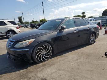  Salvage Hyundai Genesis